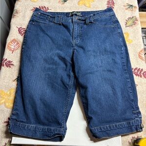 Gloria Vanderbilt Capris